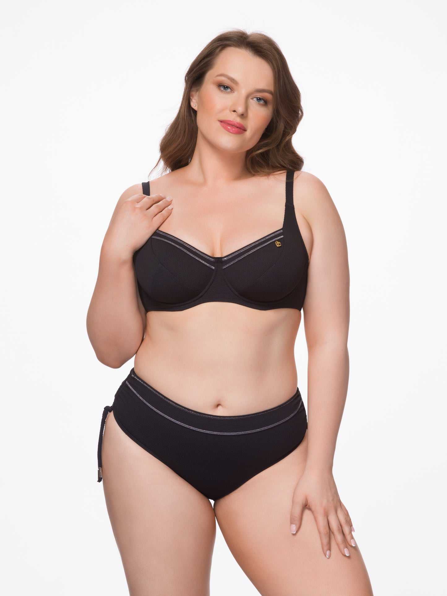 Maudymosi kostiumas 3041 black